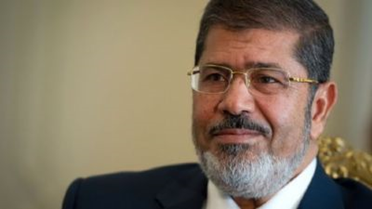 Mursi\'nin Gözaltı Süresi 15 Gün Daha Uzatıldı