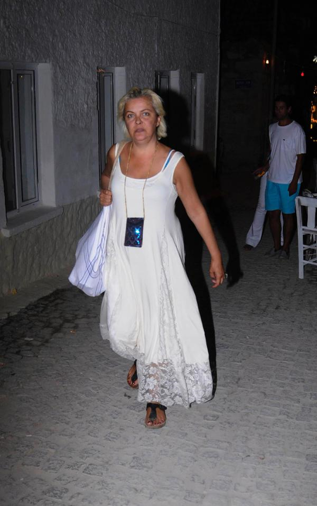 Oyuncu Nurseli İdiz, Tatilini Çeşme\'de Geçirdi