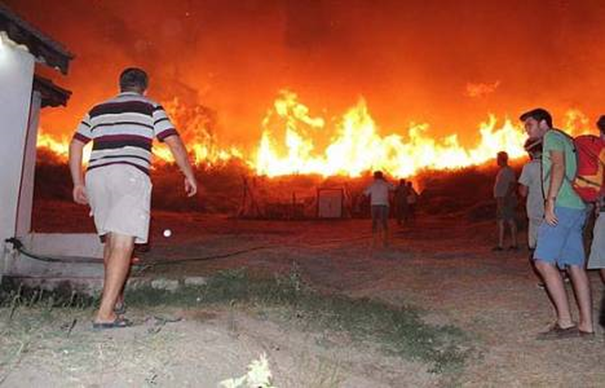 Urla\'da Orman Yangını Çıktı