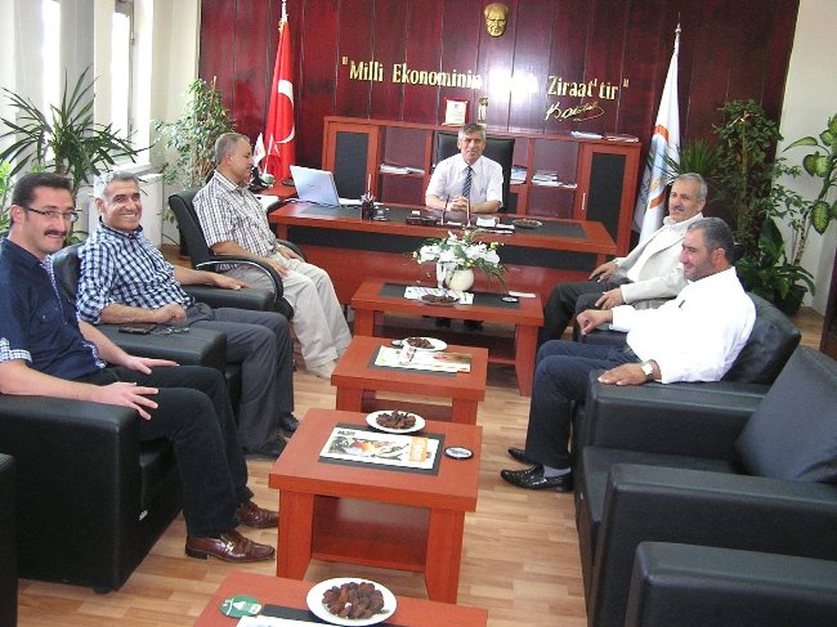 AK Parti Malatya Milletvekili Mustafa Şahin, Tarım Müdürlüğü\'nü Ziyaret Etti