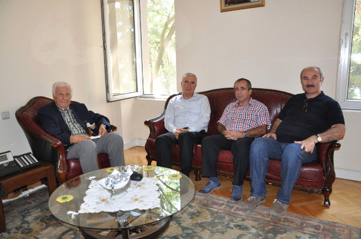 Başkan Yenihan\'a Ziyaret