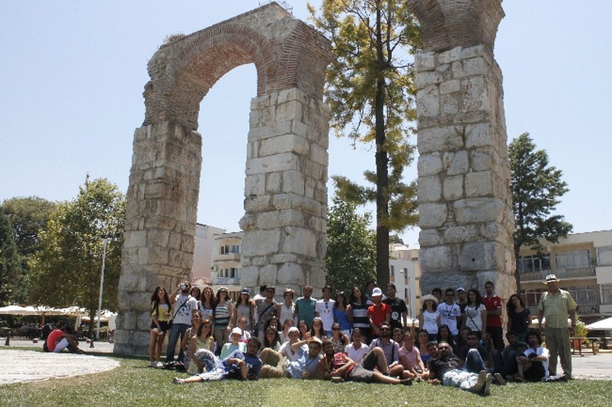 Çydd\'nin 120 Öğrencisi Selçuk\'ta Kamp Kurdu