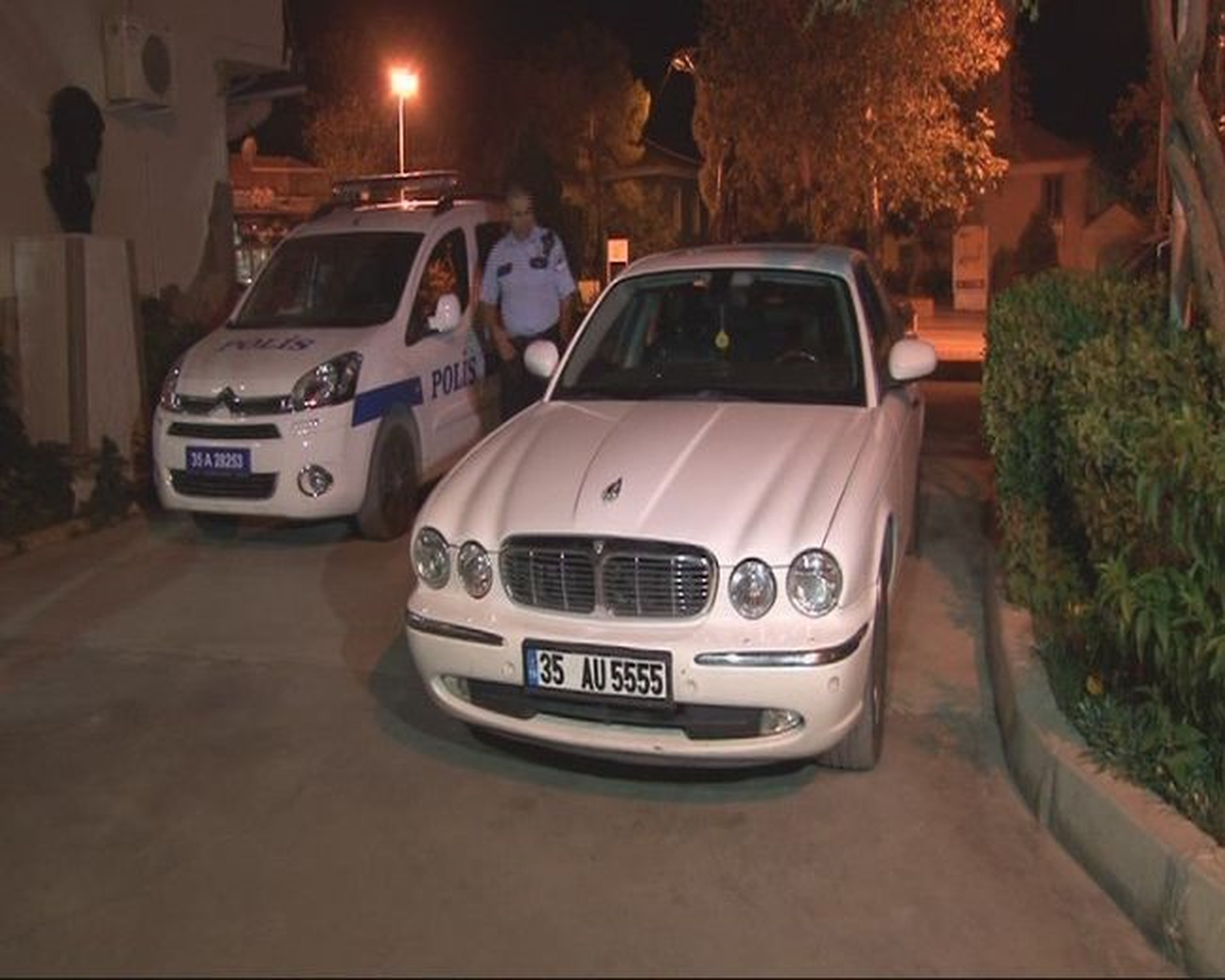 Dedesinin Otomobilin Kaçırdı, Polisten 2 Buçuk Saat Kaçtı