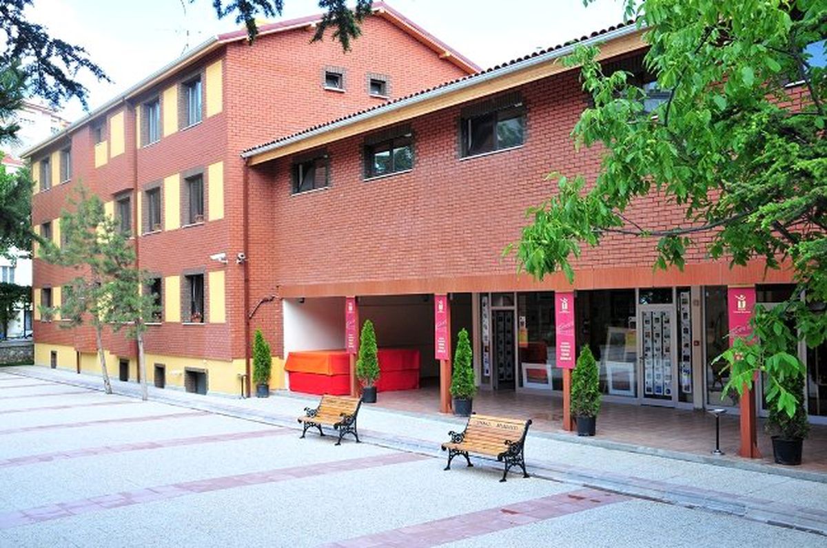 Tepebaşı Belediyesi Geleceğin Sanatçılarını Yetiştiriyor
