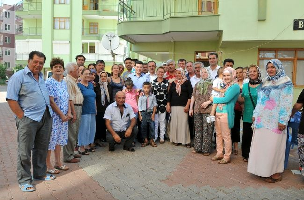 Kepez Belediye Başkanı, Karşıyaka\'yı Ziyaret Etti