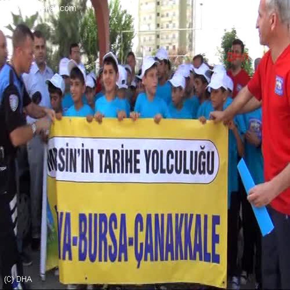 Mersin\'de Polisler Öğrencileri Tarihi Yolculuğa Çıkardı
