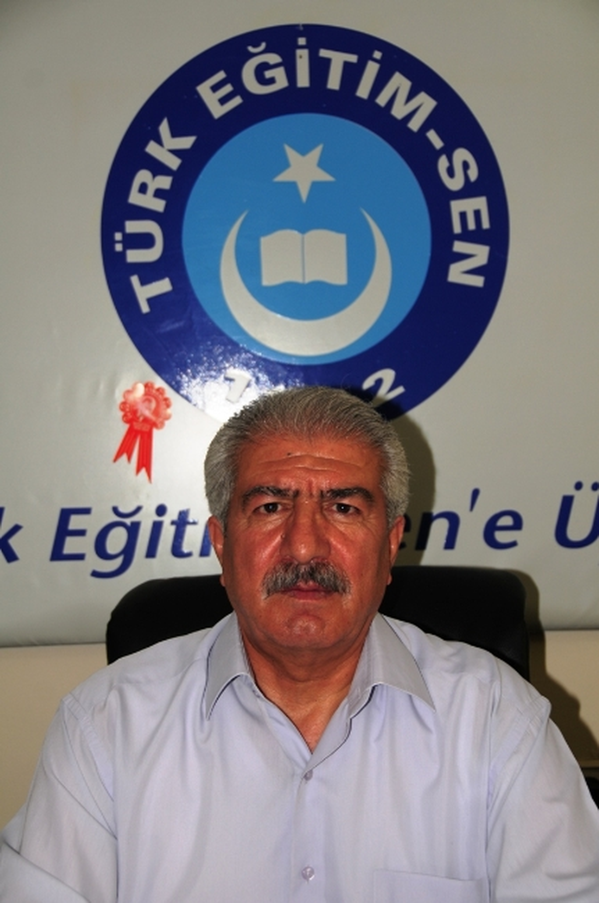 Türk Eğitim-Sen\'den Başörtüsü Yönetmeliğine Destek
