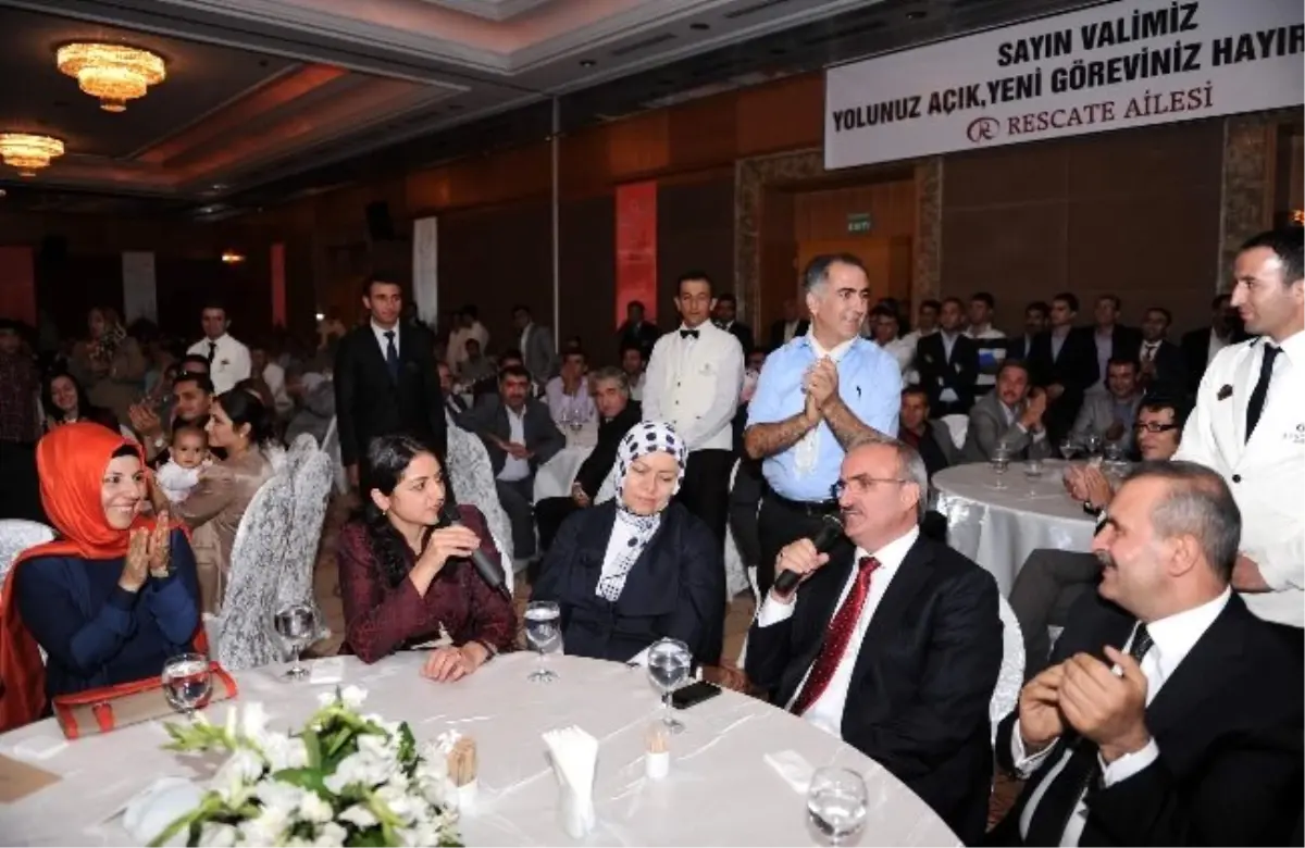 Vali Karaloğlu\'ndan Kürtçe Veda