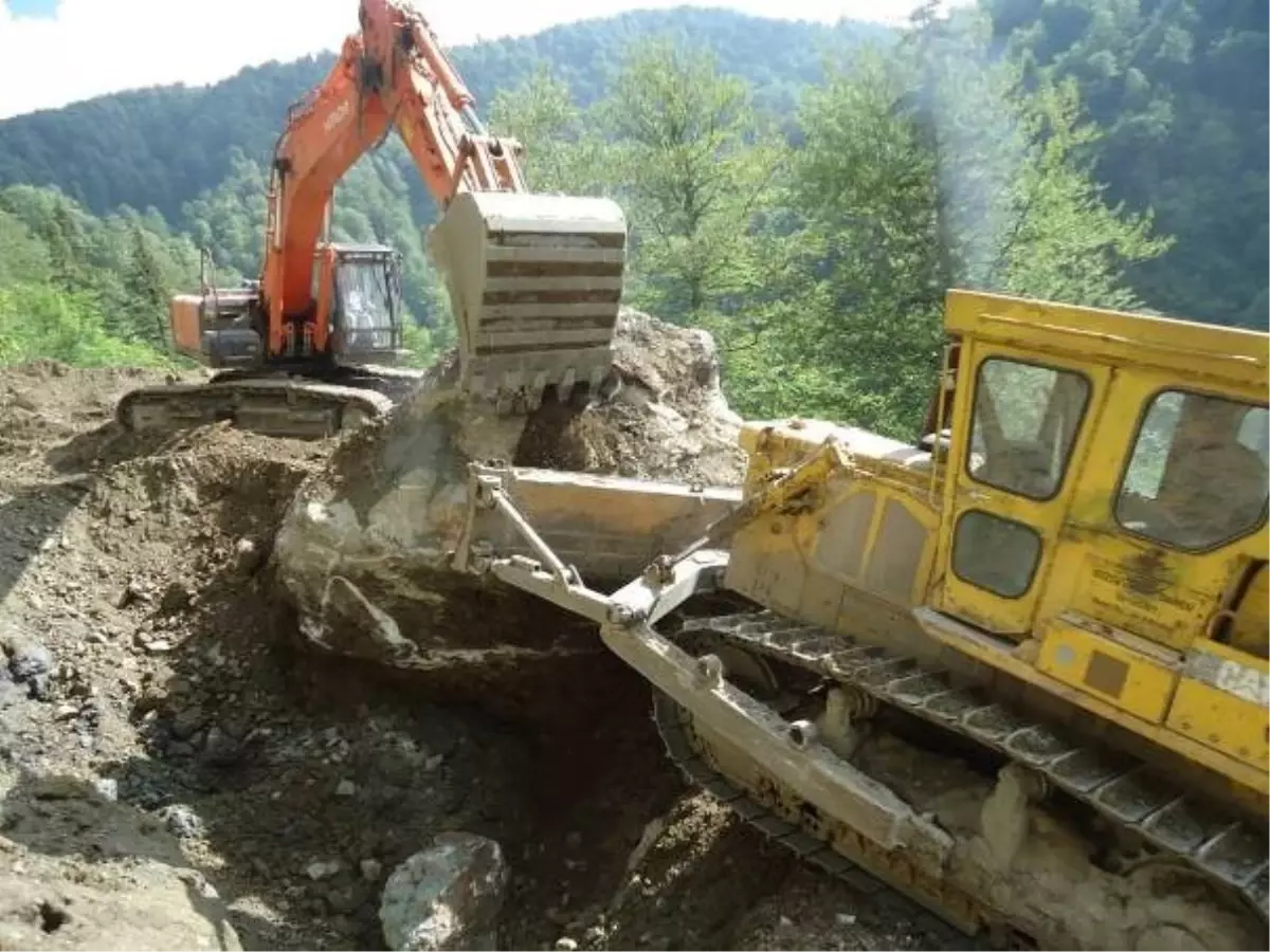 Düzce Yayla Yolu Çalışmaları Sürüyor