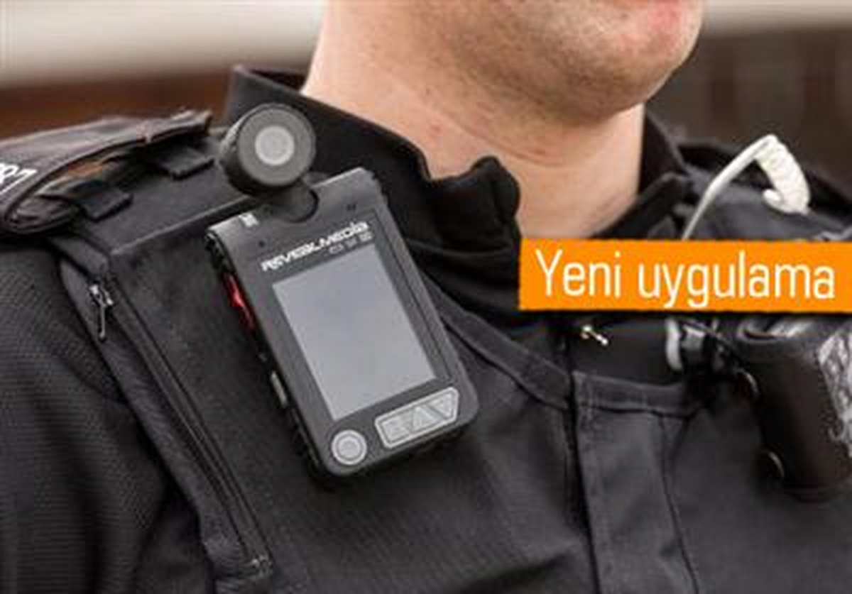 ABD'de Polisler Vücut Kamerasıyla Gezecek
