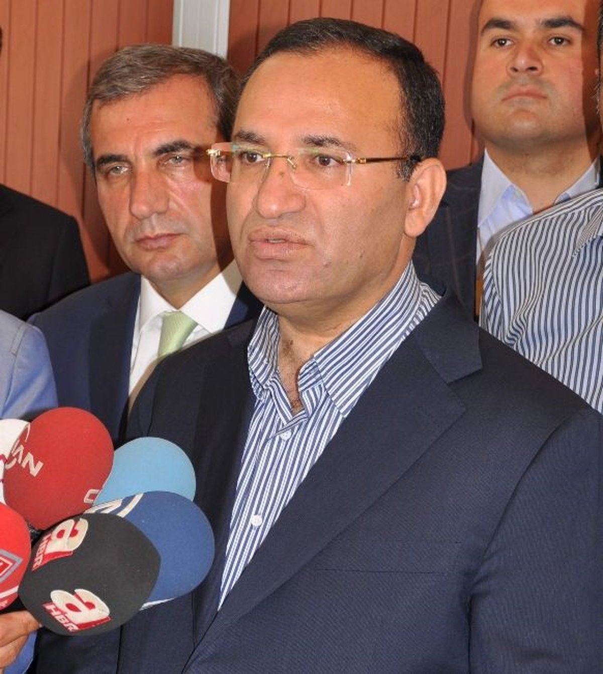 Bozdağ, Kırgızistan Başbakan Yardımcısı Otorbayev ile Yemekte Bir Araya Geldi
