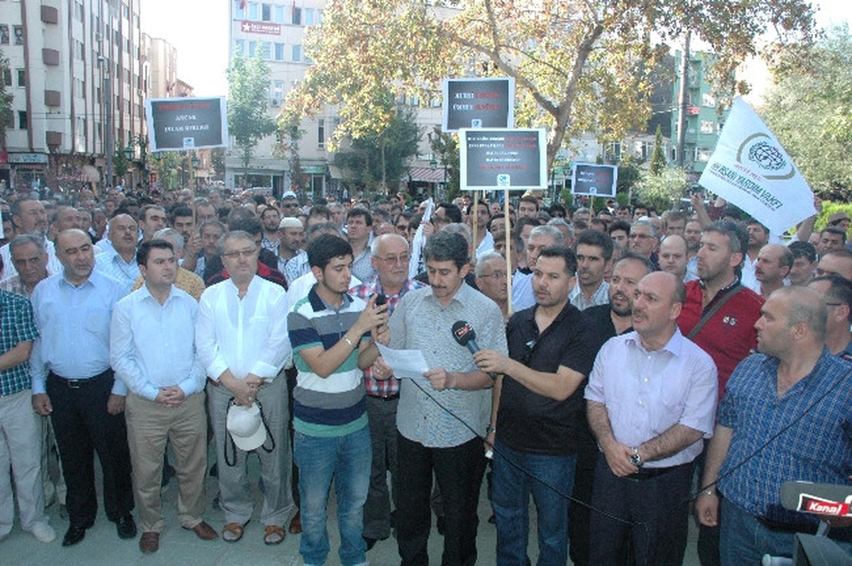 Mısır\'da Ölenler İçin Gıyabi Cenaze Namazı