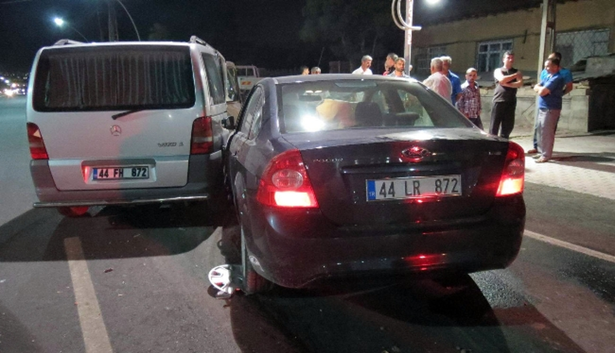 Plakalarının Seri Numarası Aynı Olan Araçlar Kaza Yaptı