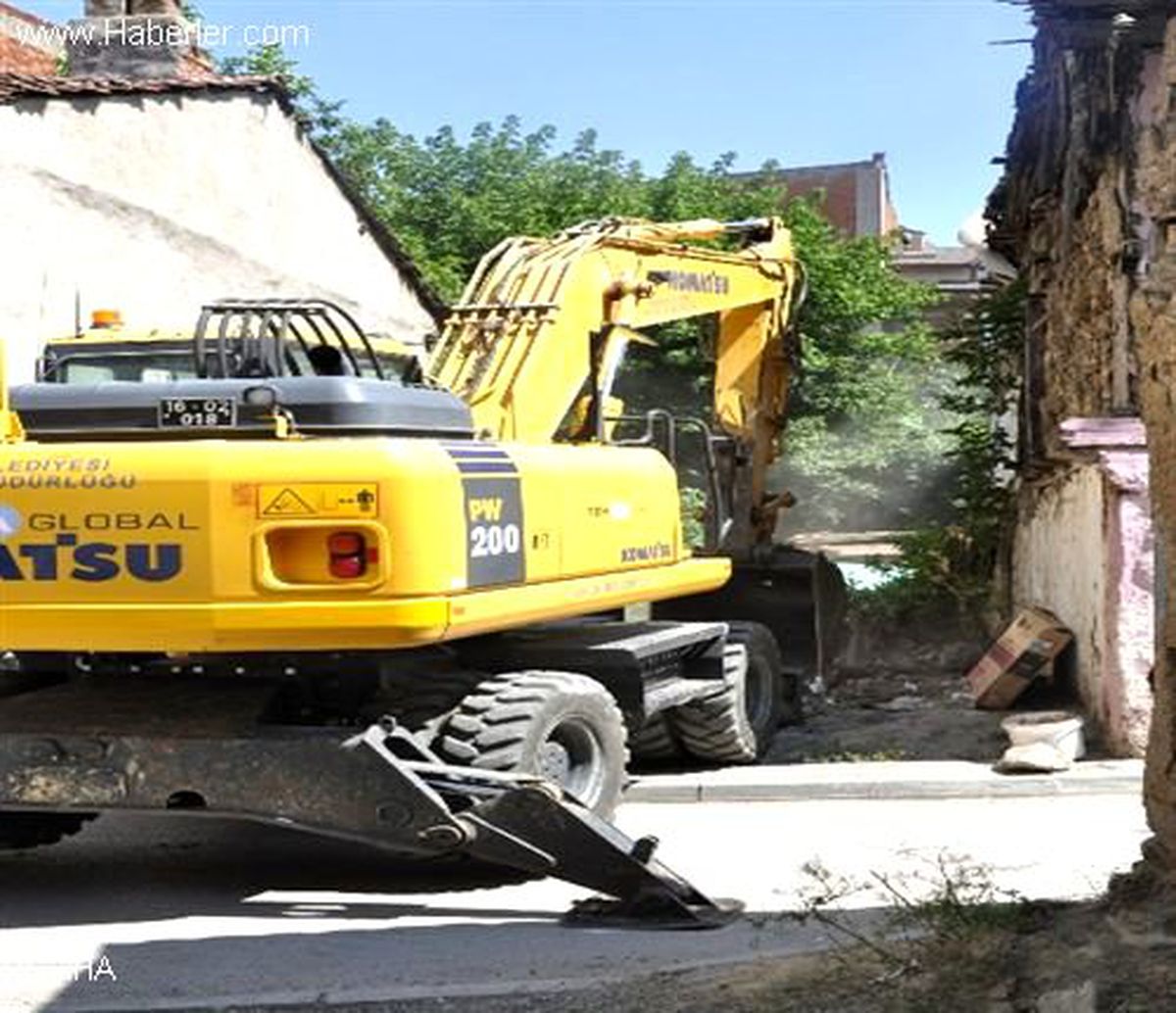 Sinanbey Caddesi Genişletiliyor