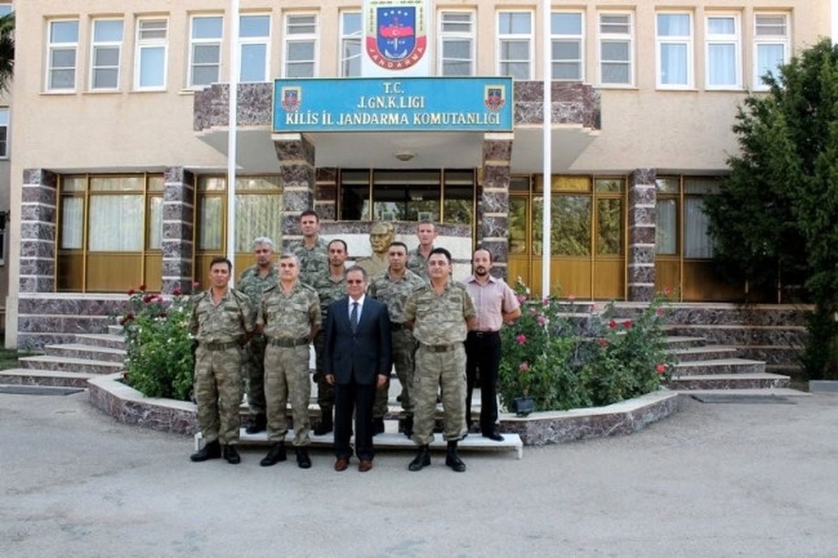 Vali Tapsız\'dan Komutan İnce\'ye Hayırlı Olsun Ziyareti