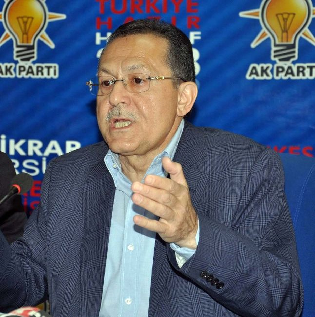 AK Parti Genel Başkan Yardımcısı Uğur ve Vali Turhan Çocuk Evini Ziyaret Etti