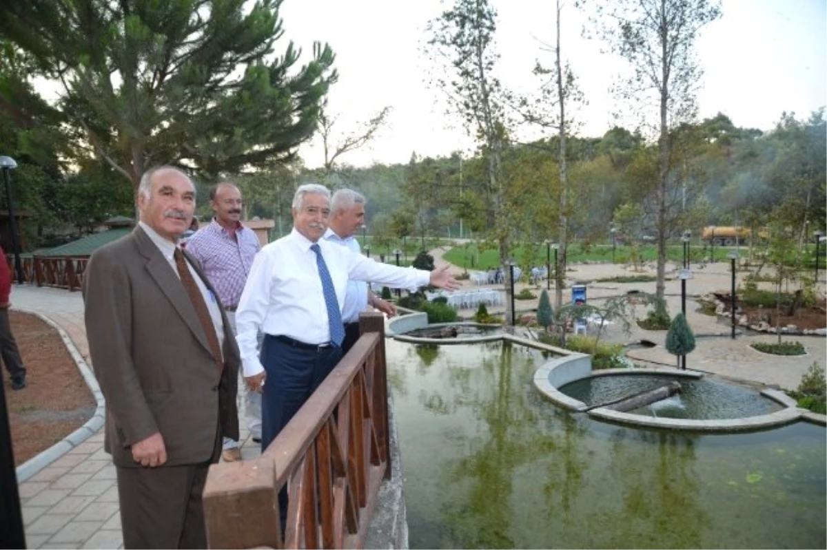 Adana Belediyesi Karaisalı İlçesine Park Yaptırıyor