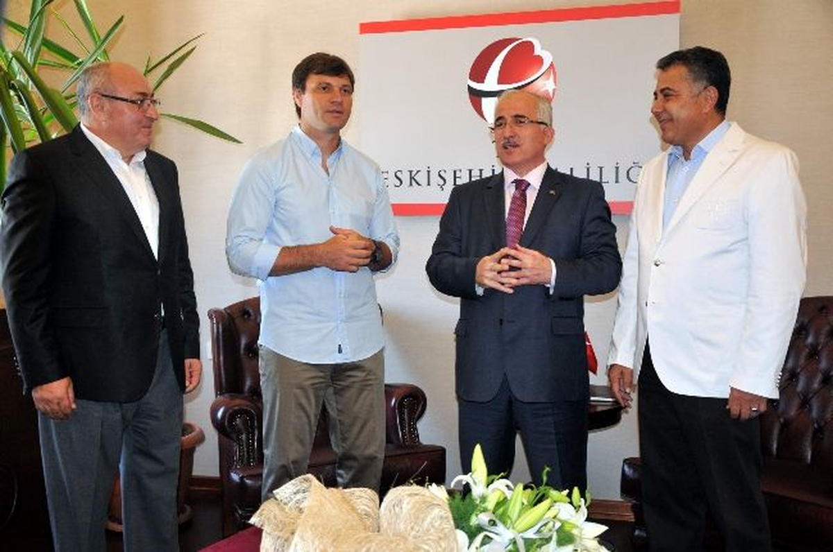 Eskişehirspor Teknik Direktörü Sağlam 3 Puanla Lige Başlamak İstiyoruz