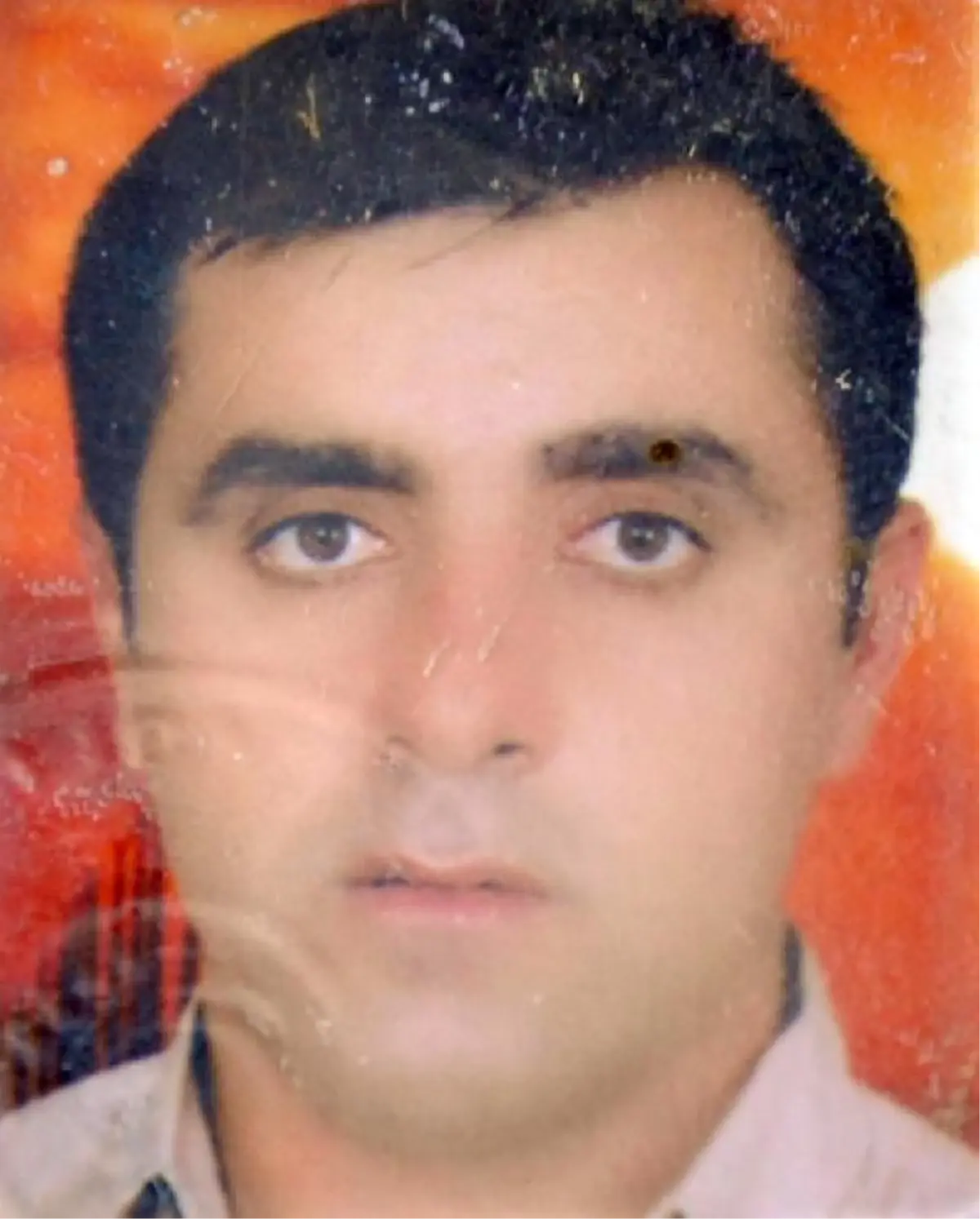 Kadirli\'de Tırla Kamyonet Çarpıştı: 1 Ölü, 1 Yaralı