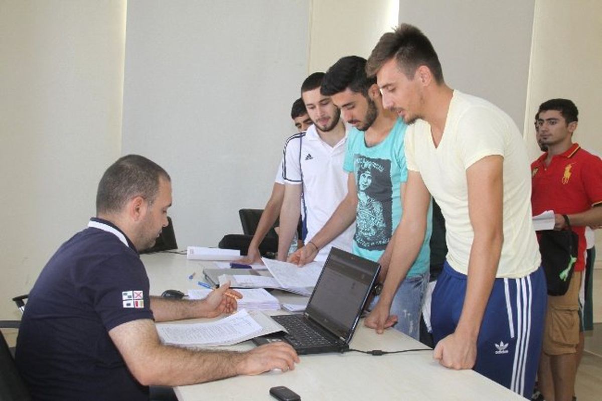 Neü Beden Eğitimi ve Spor Eğitimi Bölümüne Yoğun İlgi