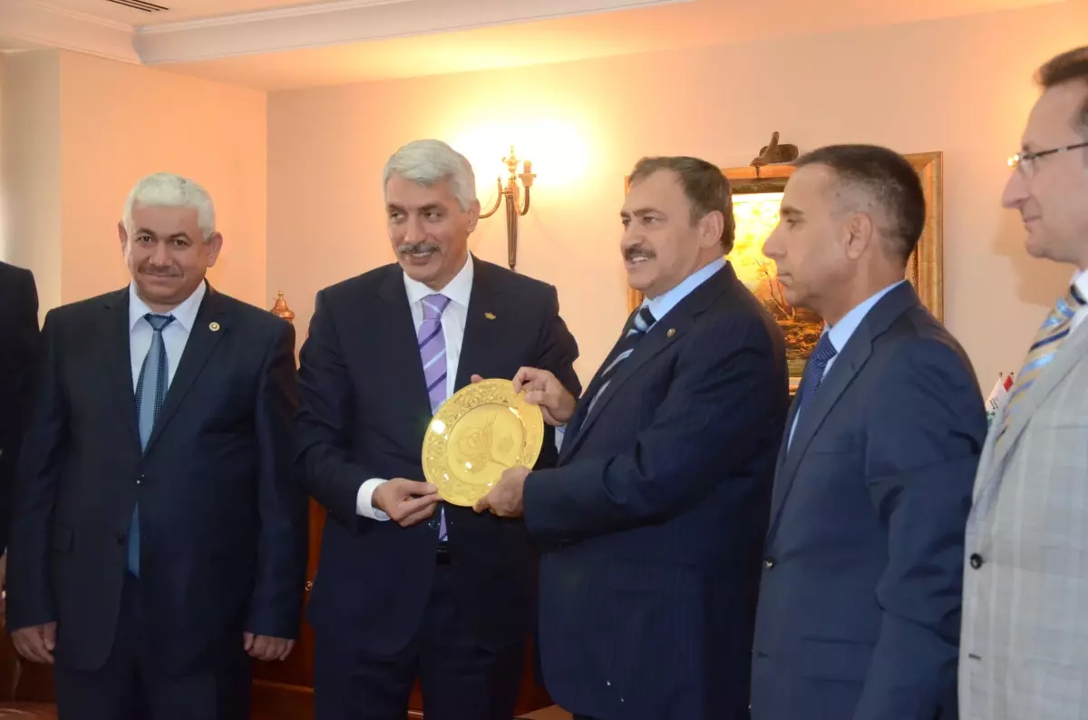 Orman ve Su İşleri Bakanı Eroğlu, Anadolu Aslanları İşadamlarını Makamında Kabul Etti