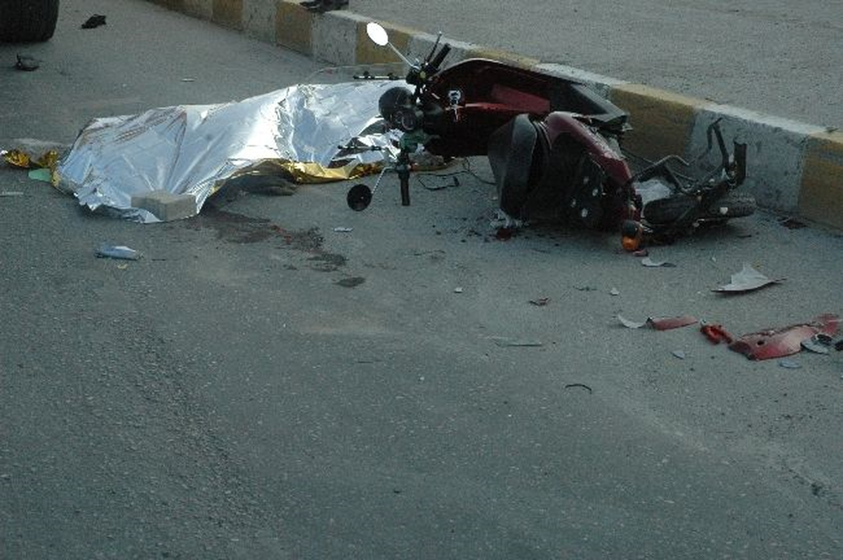 Sakarya\'da Kamyon Elektrikli Bisiklete Çarptı: 1 Ölü