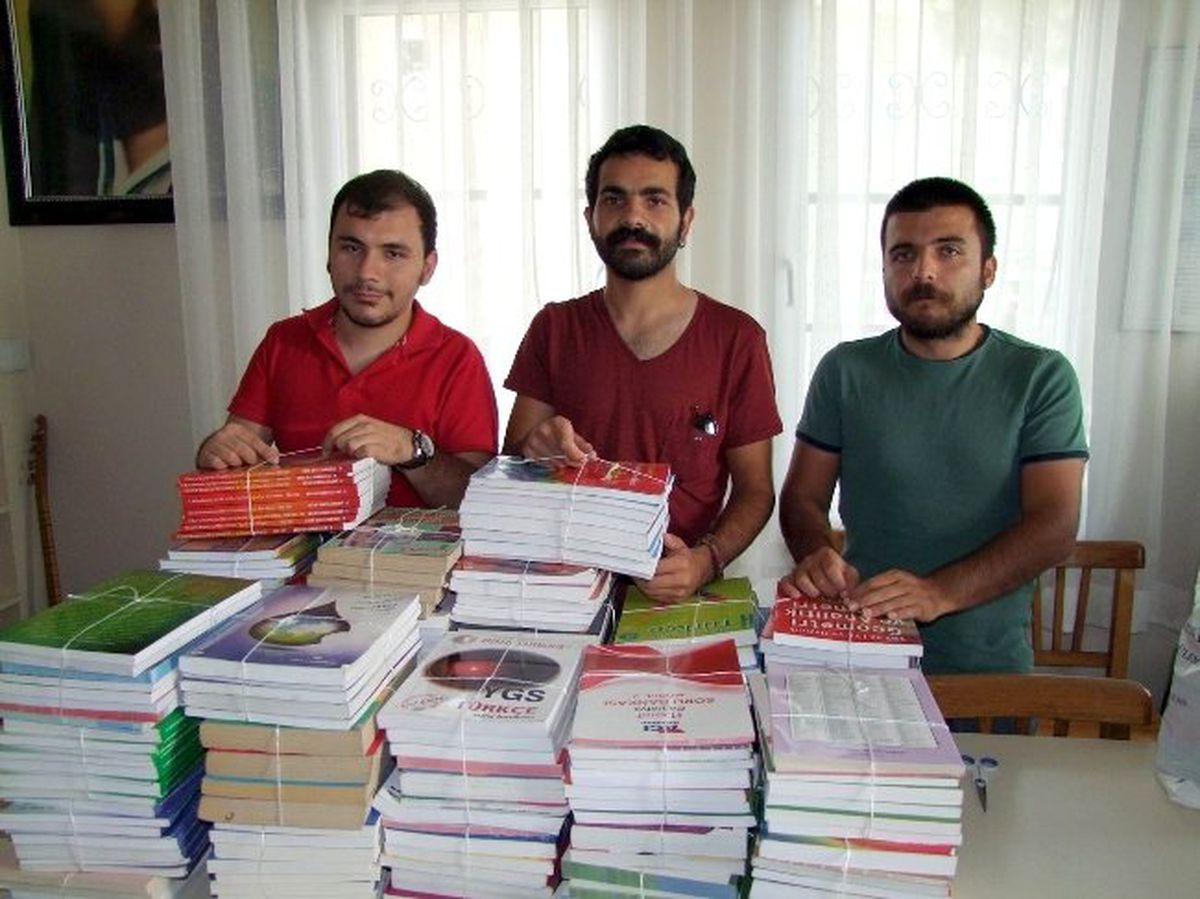 Salihli Cemevi\'nden Kitap Kampanyası