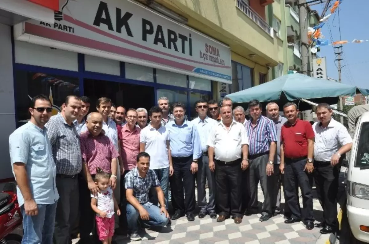 Soma AK Parti 12. Kuruluş Yıldönümünü Lokma Hayrıyla Kutladı