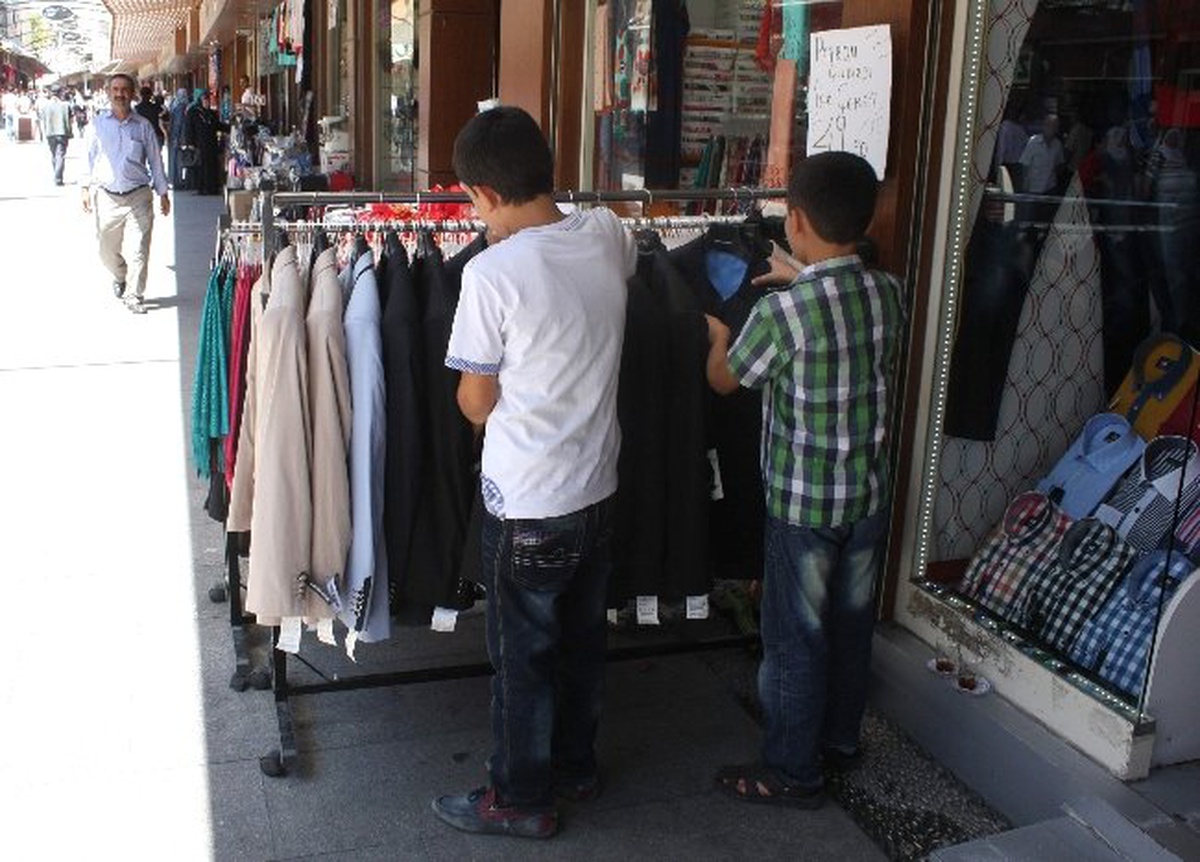 Yaşları Küçük Çocuklar Koruma Altında