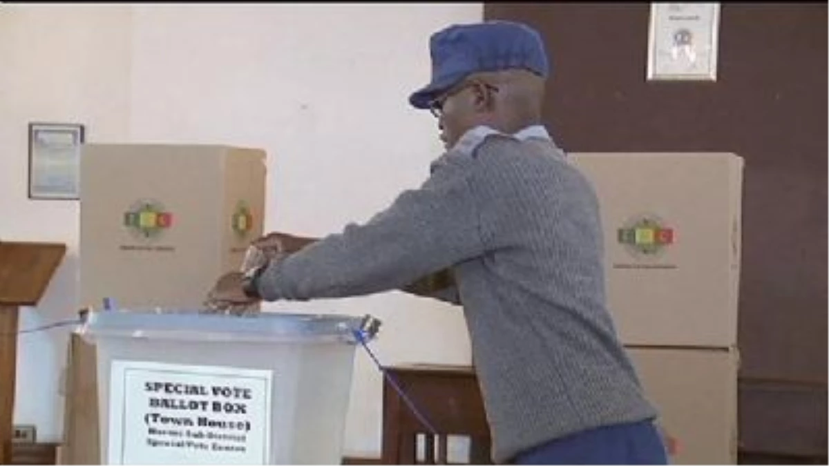 Zimbabve\'deki Devlet Başkanlığı Seçimi