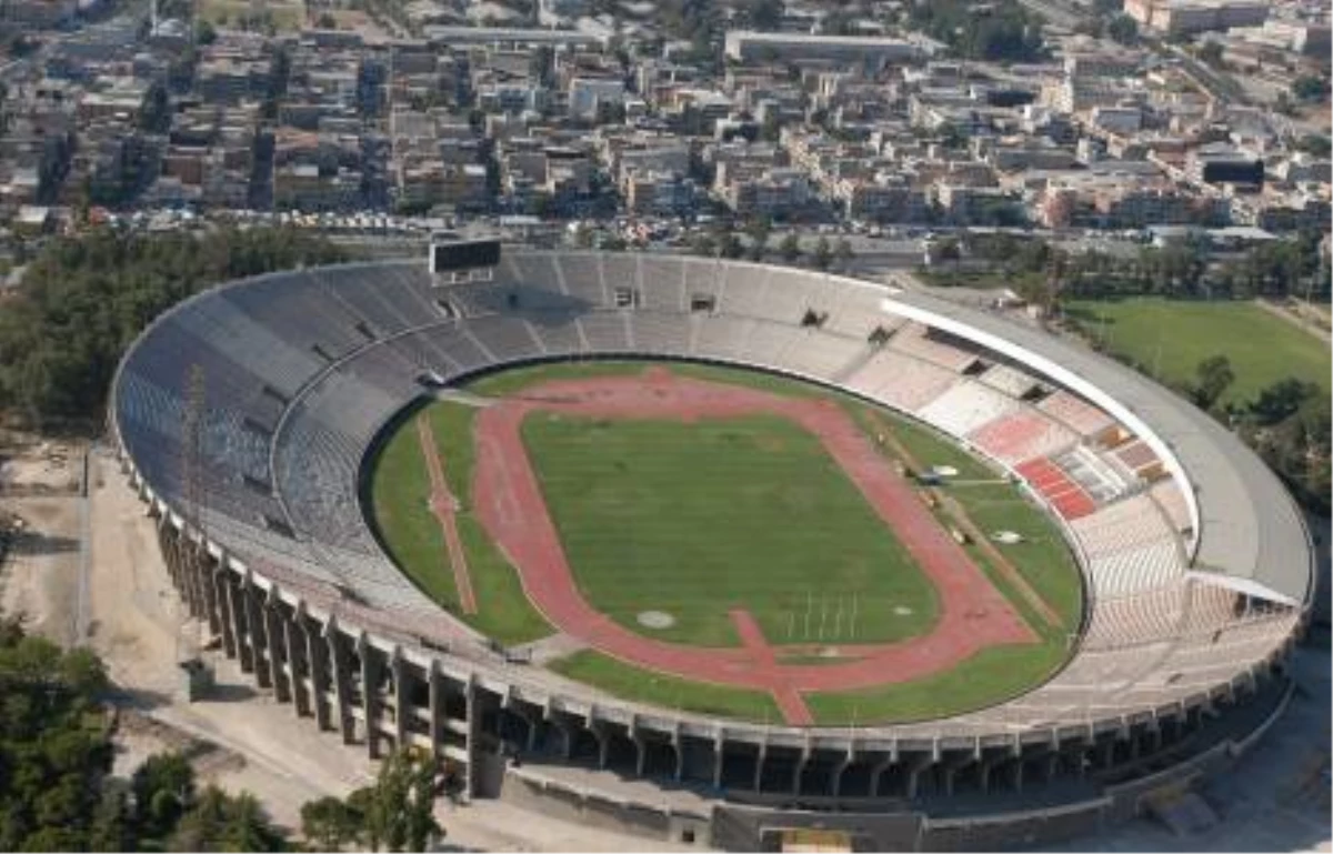 Atatürk Olimpiyat Stadı\'nın Çehresi Değişiyor