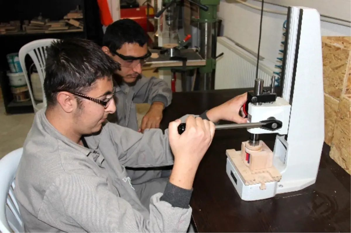 Çaçoy ile 16 Zihinsel ve Bedensel Engelli Gelir Elde Ediyor