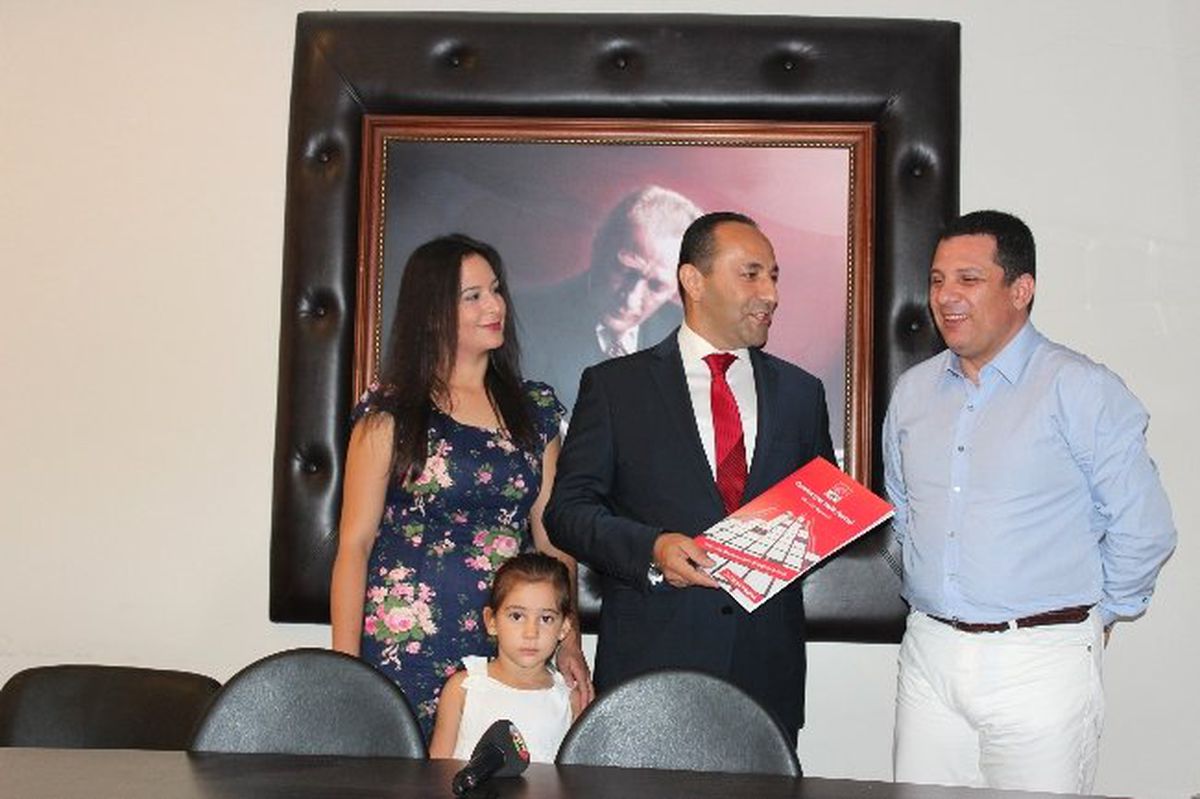CHP Urla\'da Burak Oğuz da İddialı