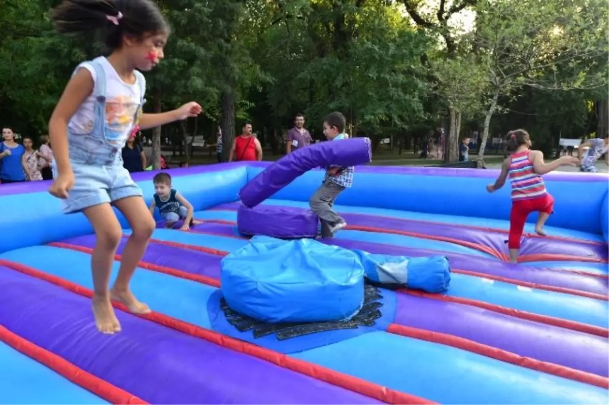 Festivalde Çocuklarda Unutulmadı