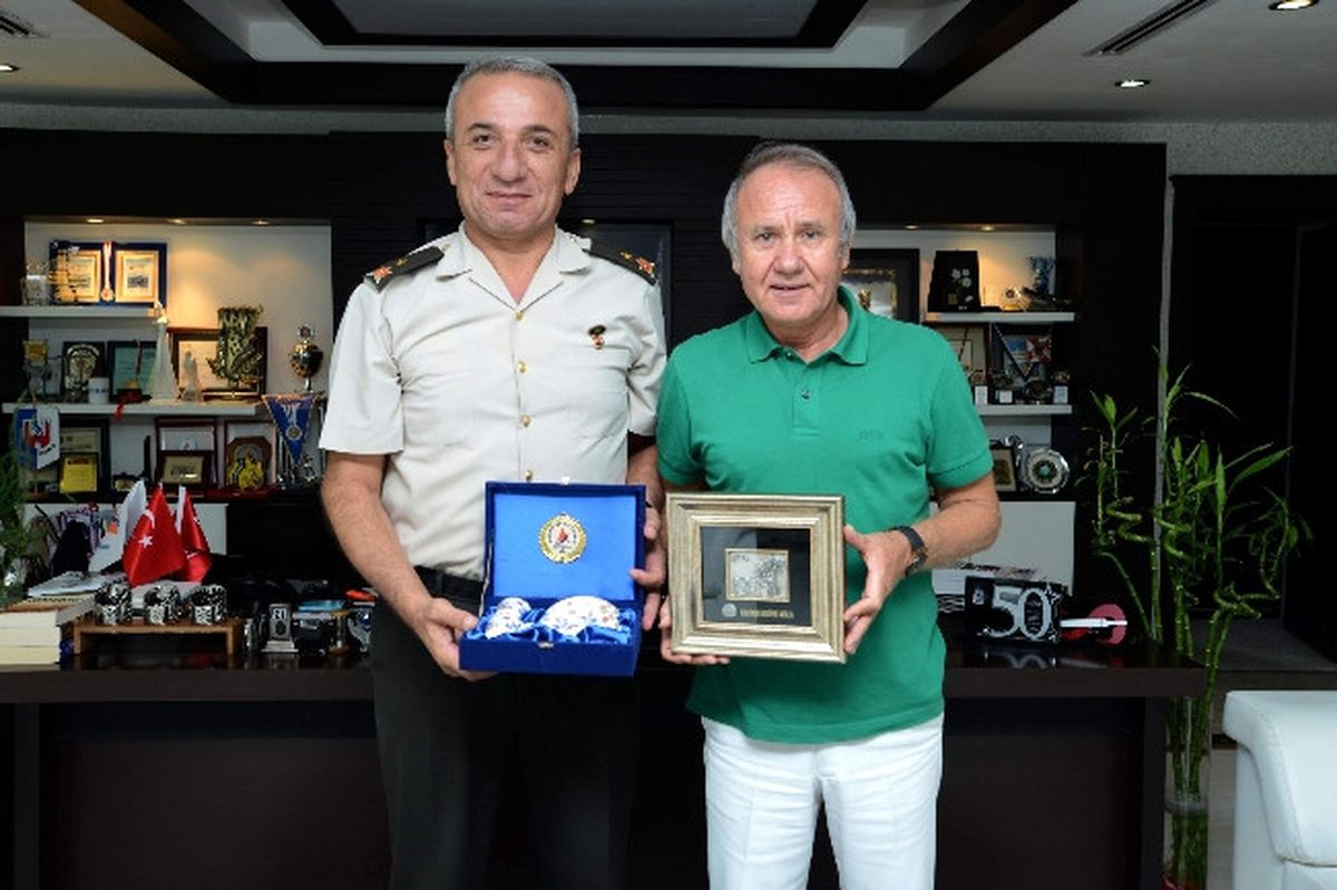 Garnizon Komutanı\'ndan Başkan Evcilmen\'e Veda Ziyareti