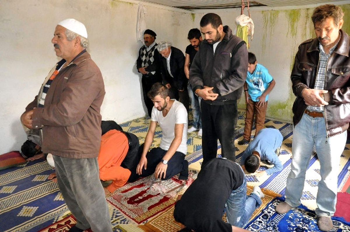 Gurbetçiler 3 Bin 50 Rakımlı Kösedağ\'da Cuma Namazı Kıldılar