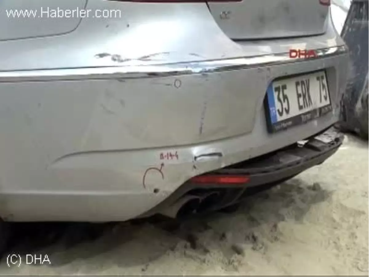 İstanbul Emniyet Müdürlüğü\'nde Araç Paniği: Dur İhtarına Uymadı, Ateş Açılarak Durduruldu