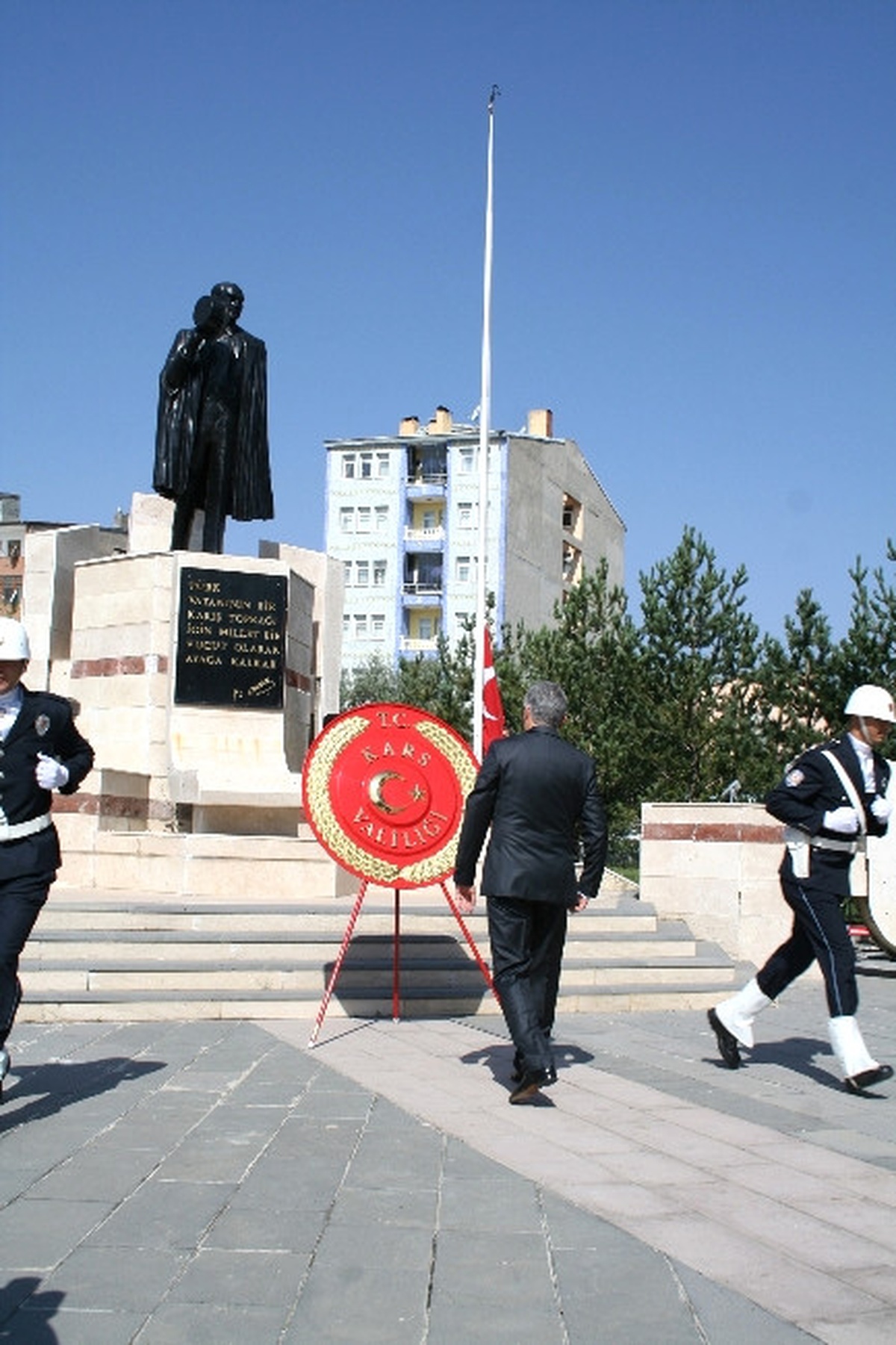 Kars\'ın Selçuklu Türkleri Tarafından Fethinin 949\'ncu Yıldönümü