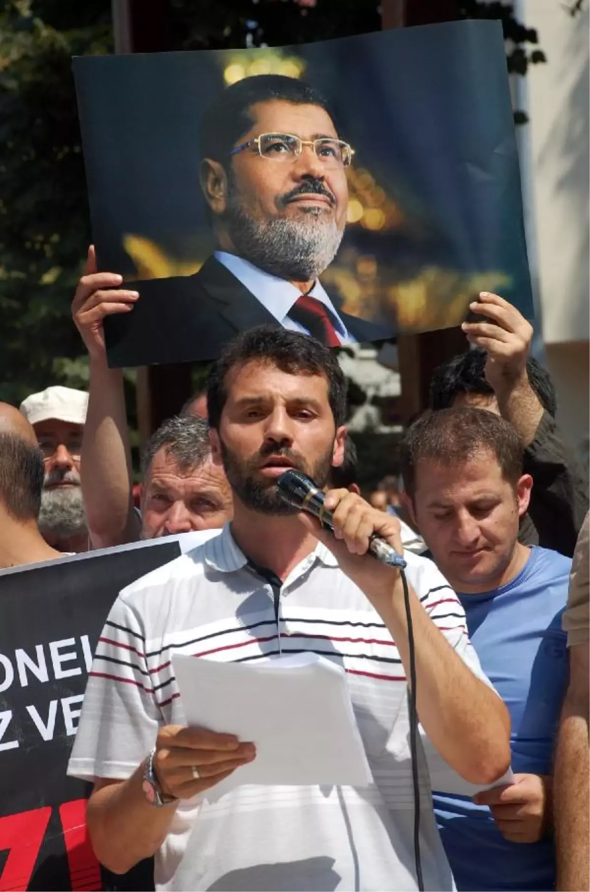 Mısır\'daki Katliam Yalova\'da Protesto Edildi