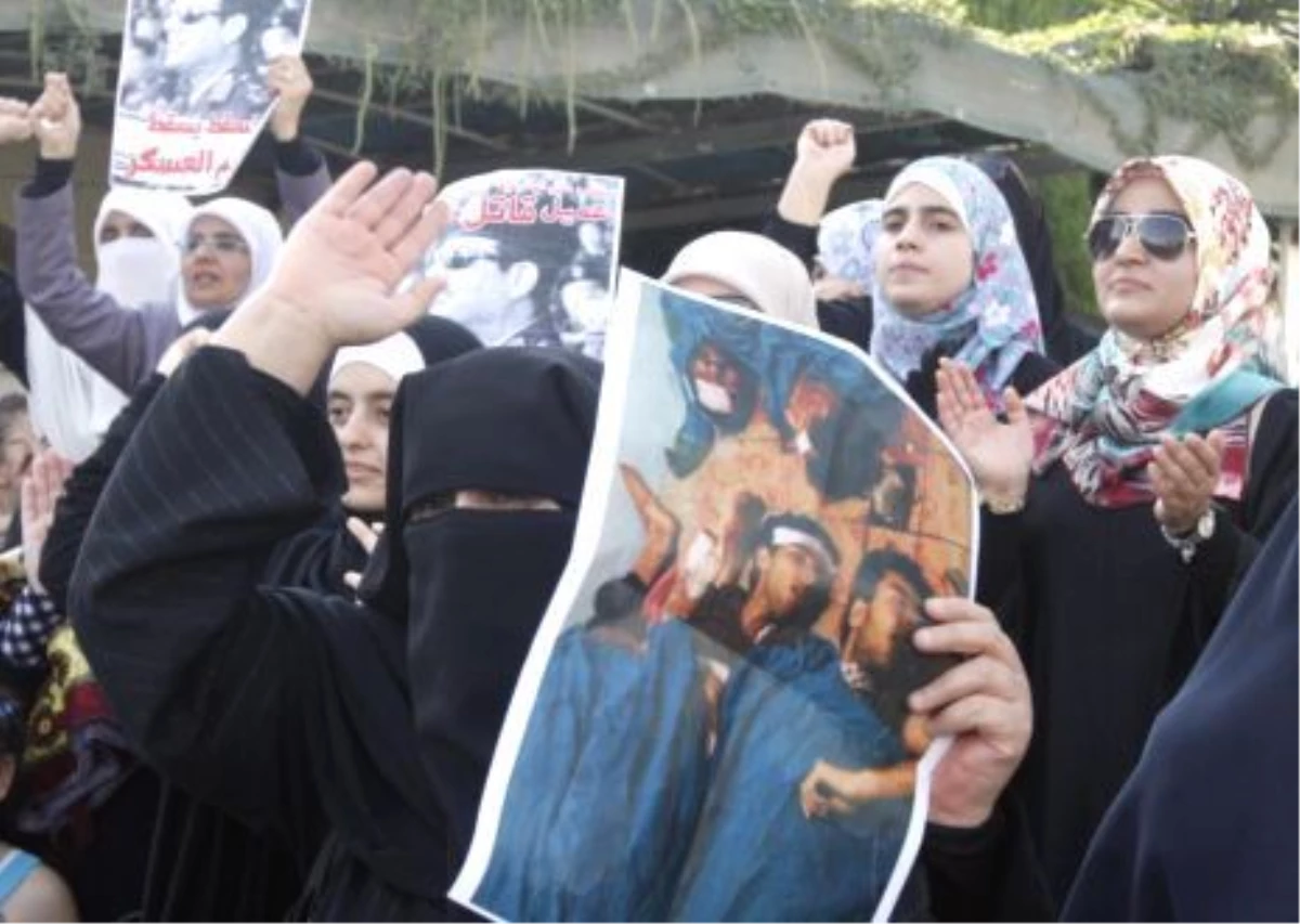 Mısır\'daki Katliama Tepki Gösterileri