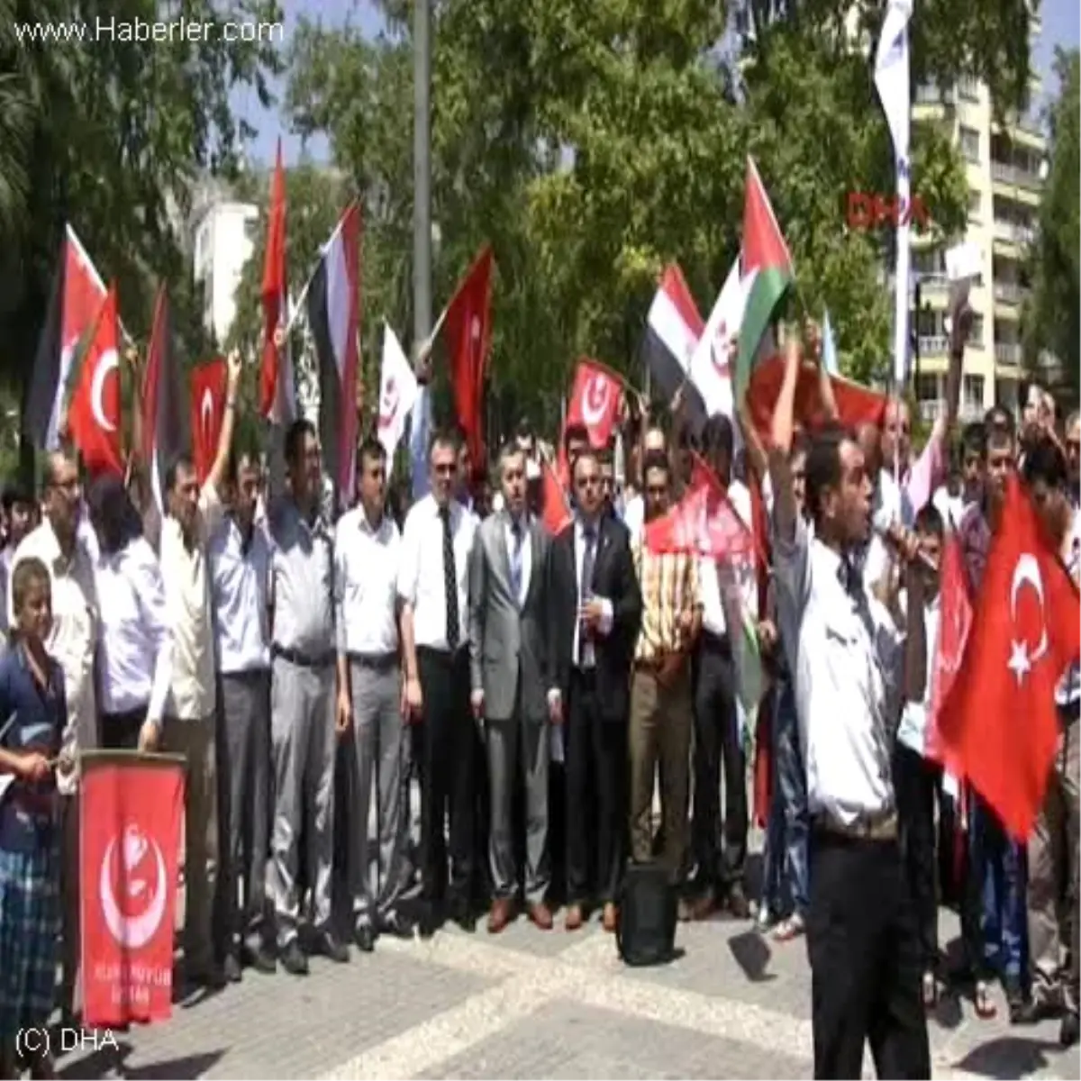 Mısır İçin 5 İlde Protesto