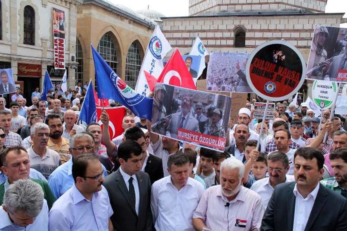 Mısır Olayları Kastamonu da Protesto Edildi