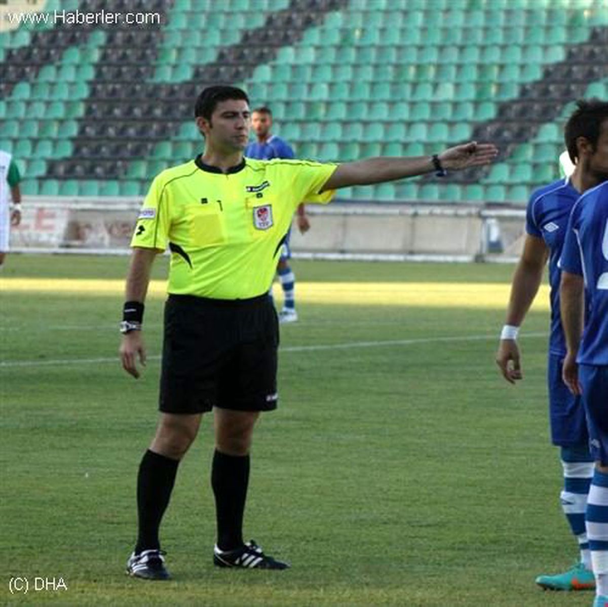 Süper Lig\'e Cerrah Hakem