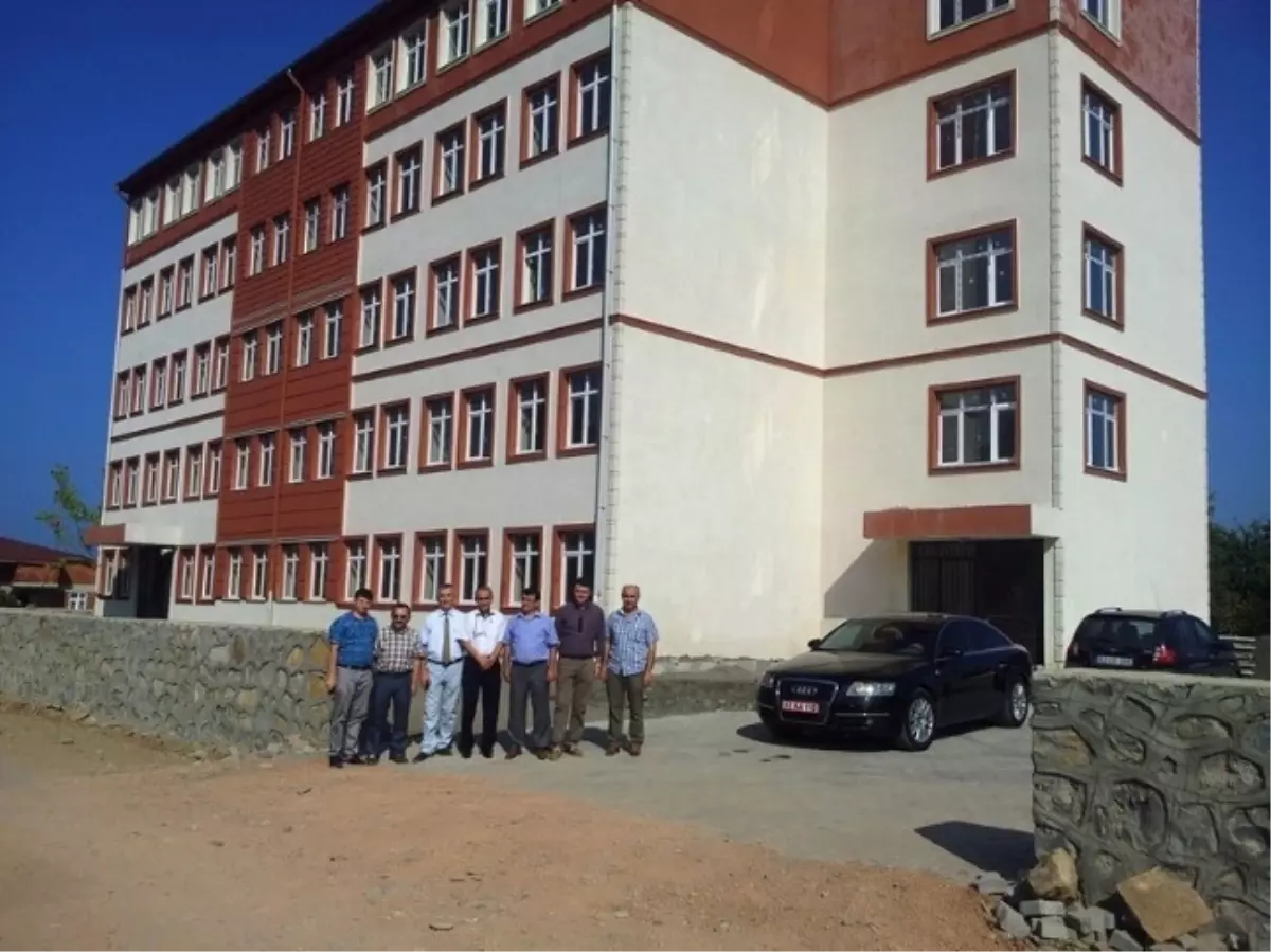 Ünye İmam Hatip Lisesi Eğitime Hazır