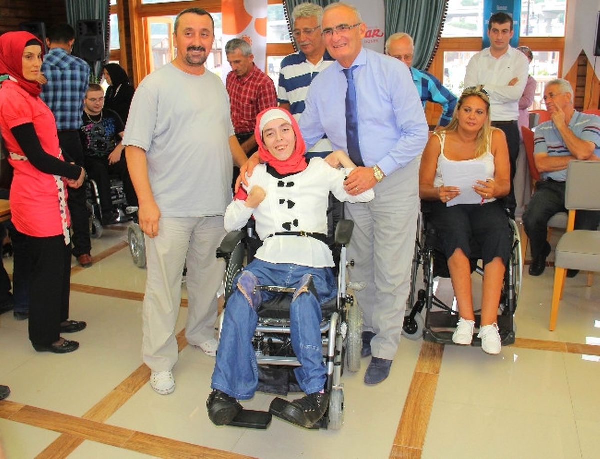 15 Engelli, Akülü Araç Sahibi Oldu