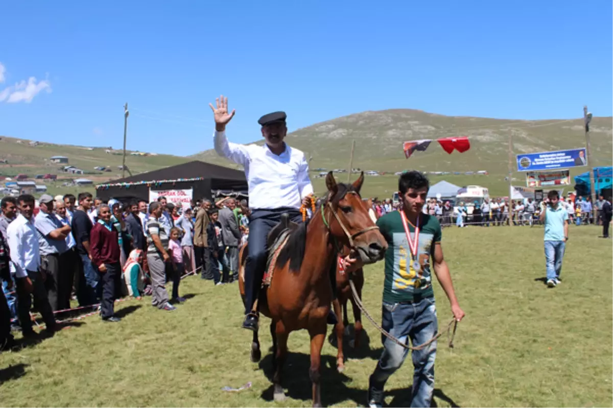 15.Sağrakgöl Yayla Şenliği Yapıldı