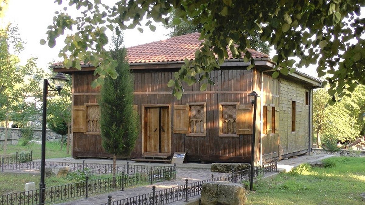 688 Yıl Önce Yapılan Osmanlı Camisi İlgi Odağı