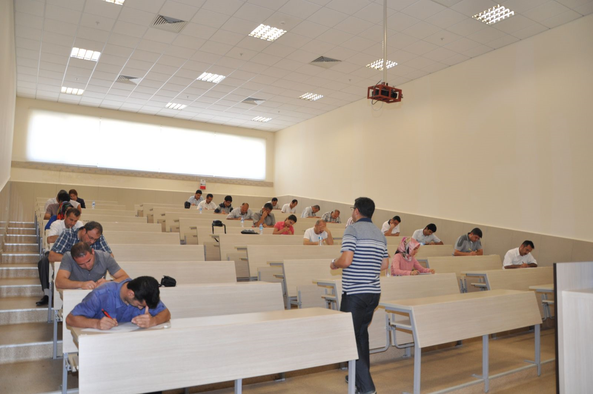 Adıyaman Üniversitesinde Görevde Yükselme ve Ünvan Değişikliği Sınavı Yapıldı