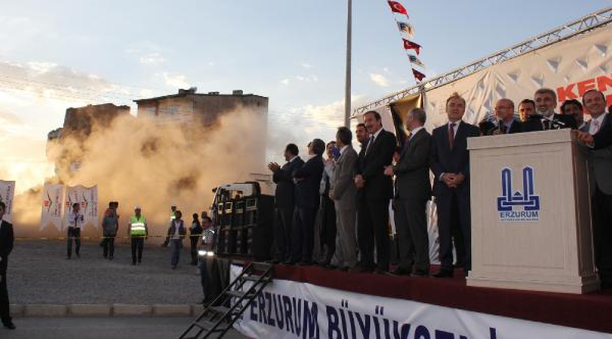 Bakan Yıldız, Mısır\'daki Darbe Yüzünden Ham Petrol Fiyatları Arttı(3)