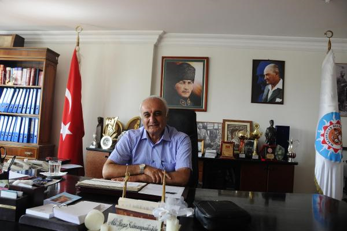 Başkan Selmanpakoğlu, Bozdağ\'a Saldırı İle İlgili Konuştu
